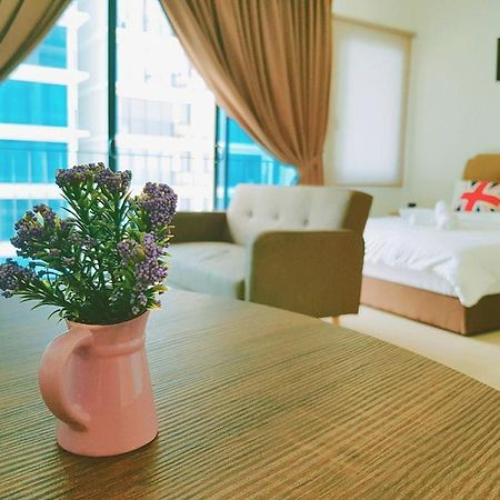 Simplicity Cozy For 2 -Trefoil Setia Alam- Near Setia City Mall-Setia Convention Centre Apartment Шах Алам Екстериор снимка